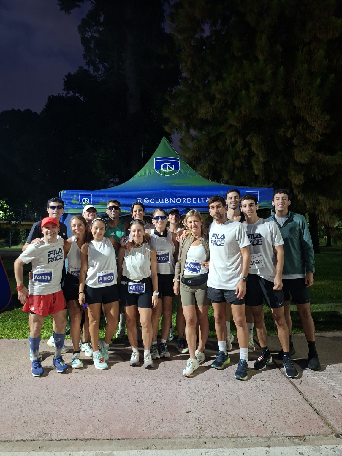 Equipo en la carrera Fila de 21 kilómetros de 2026