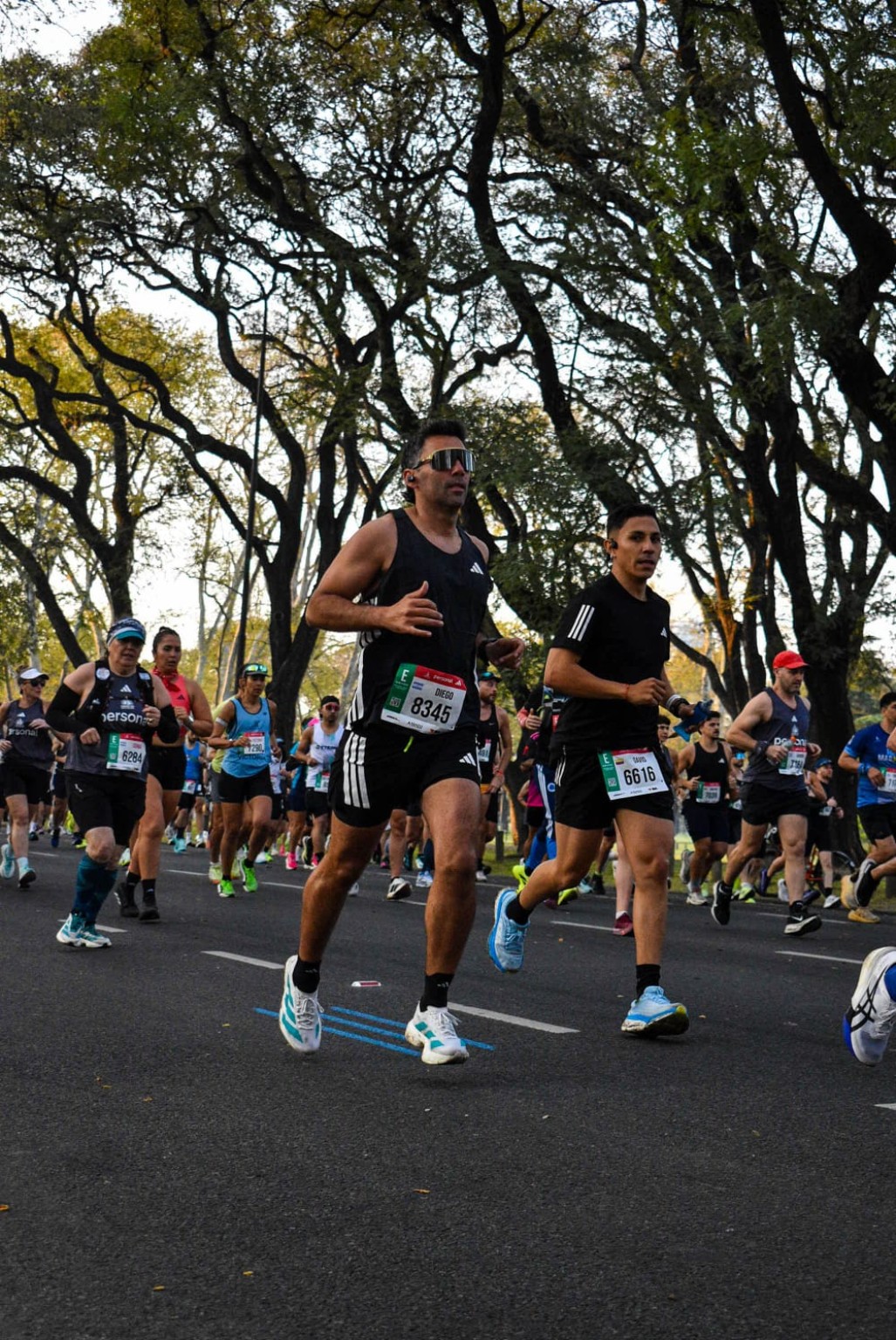 Diego Fredes corriendo la Maratón de Buenos Aires